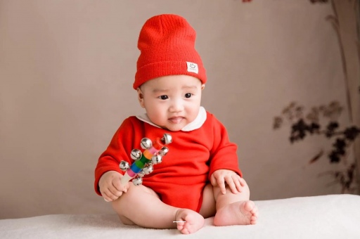 沈阳六个月宝宝总是摇头